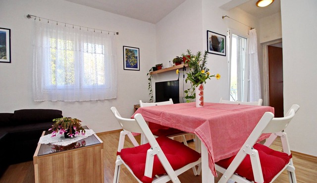 Apartments Nodilo - One Bedroom Apartment with Balcony and Sea View (Apt 1)
