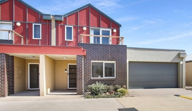 Apartments on Church 7 | Family Lakeside Escape