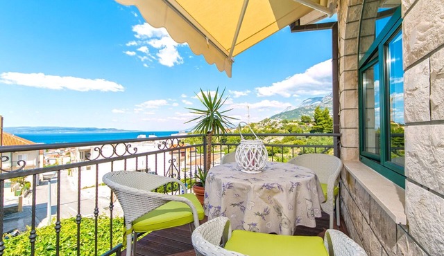 Apartments Palmina (110831-A2) - Makarska