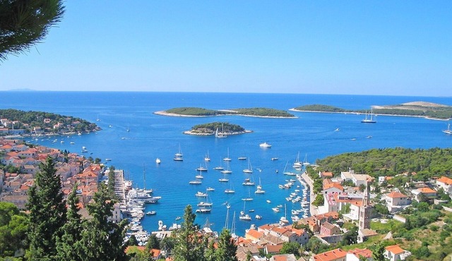 Apartments Pera, (11221), Hvar, Croatia