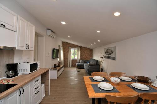 Apartments Plomin