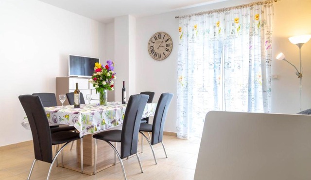 Apartments Raspolic