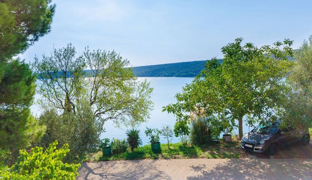 Apartments Ratko (70161-A2) - Rakalj