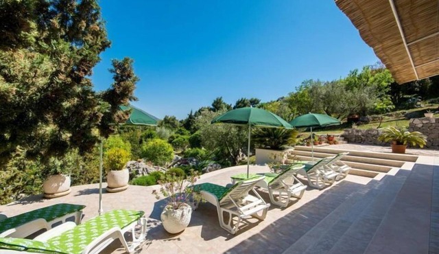 Apartments & Rooms Jokovic-Double Room with Terrace and Partial Sea View (SOBA 4)