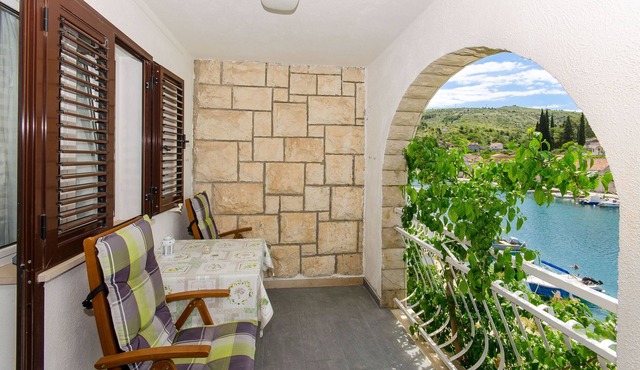 Apartments Seaside (81311-A2) - Bobovisce