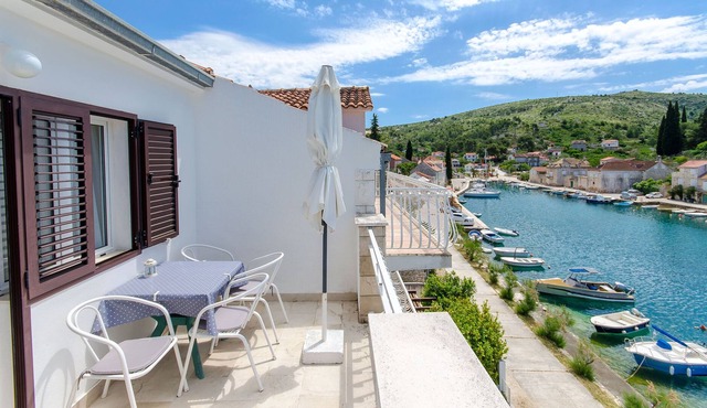 Apartments Seaside (81311-A4) - Bobovisce