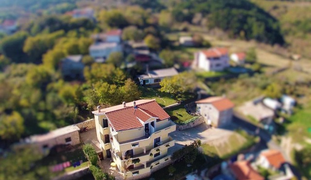 Apartments Sersic