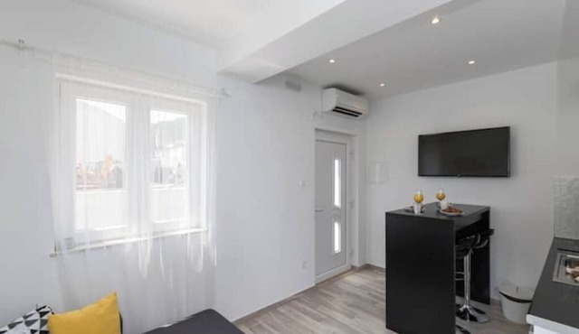 Apartments Siblings- Superior One Bedroom Apartment with Terrace and Garden View