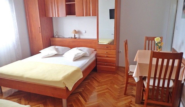 Apartments Sidro-by the sea (41534-A3) - Seline
