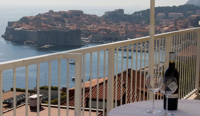 Apartments Sipa - Premium Two Bedroom Apartment with Balcony and Sea View (Apartman A)