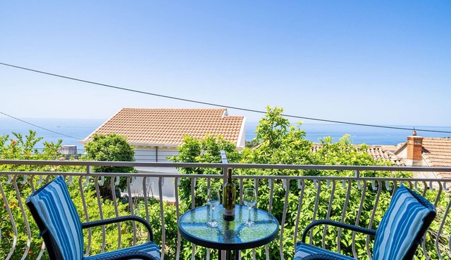 Apartments Stella - Three-Bedroom Apartment with Balcony and Terrace