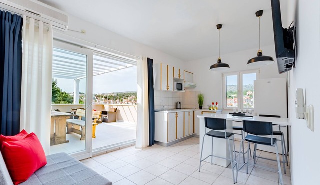 Apartments Sunny Days- Two Bedroom Apartment with Terrace and Sea View (A2) (ST)