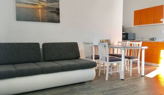 Apartments Suzana (32951-A4) - Jakisnica