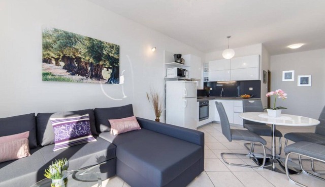 Apartments Tafra - One Bedroom Apartment