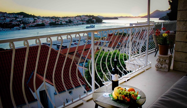 Apartments Tayra - Superior studio apartment with balcony (BR1)