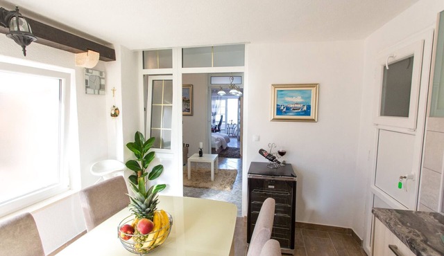 Apartments Tino- Two Bedroom Apartment with Balcony and Sea View(A1)