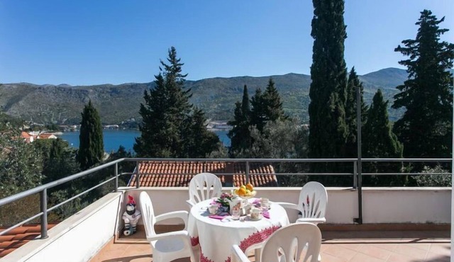 Apartments Tramonto - One Bedroom Apartment with Balcony and Sea View