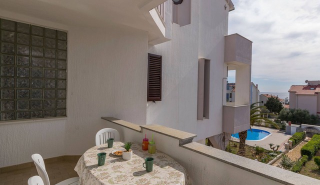 Apartments Villa Daniela (59101-A6) - Novalja - island Pag