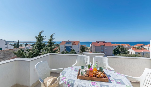 Apartments Villa Daniela (59101-A9) - Novalja - island Pag
