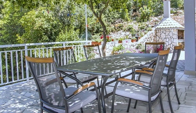 Apartments Vesela - One Bedroom Apartment with Balcony and Sea View