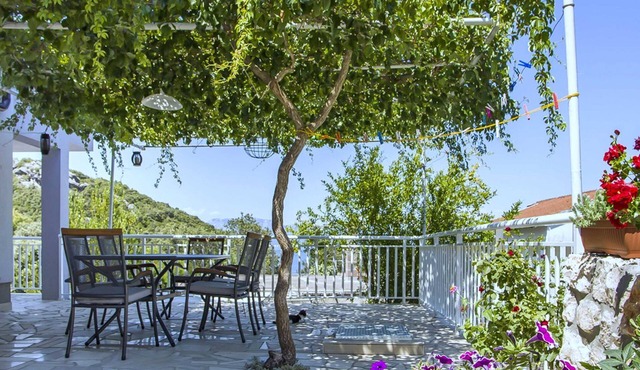 Apartments Vesela - Premium One Bedroom Apartment with Terrace and Partial Sea View