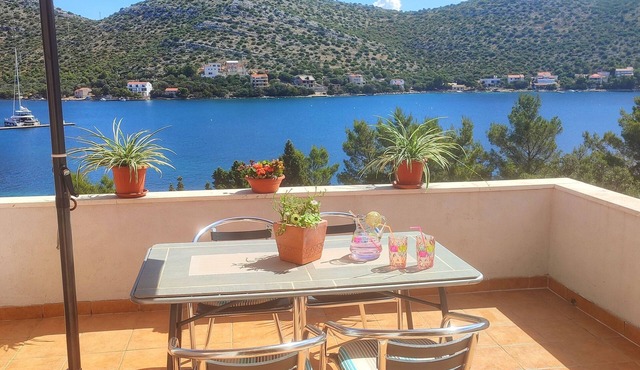 Apartments Vesna (53751-A3) - Skrivena Luka