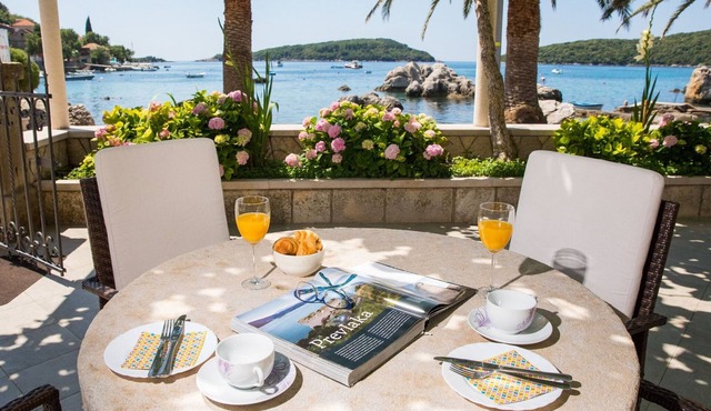 Apartments Vidak - One Bedroom Apartment with Terrace and Sea View - (A1)