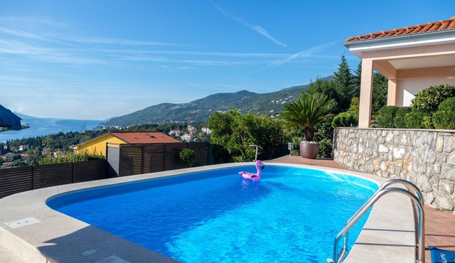 Apartments Villa Adore (86481-A1) - Icici