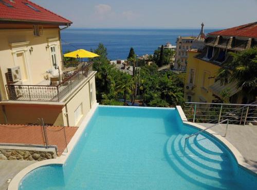 Apartments Villa Atta