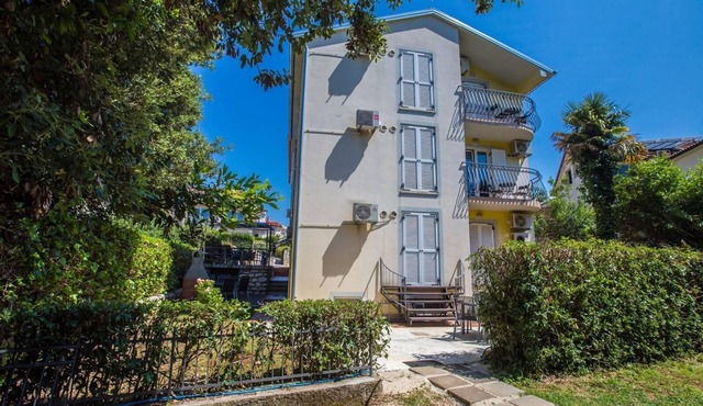 Apartments Villa Borik