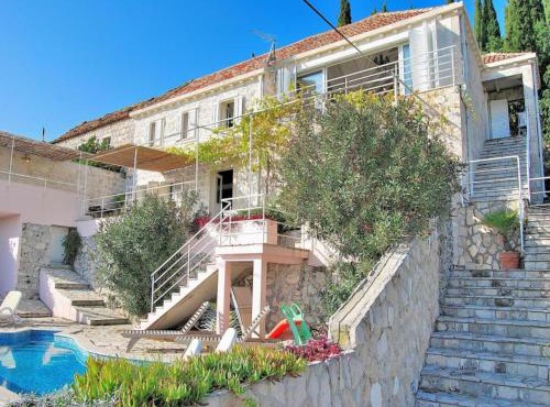 Apartments Villa Capitano - Two Bedroom Apartment with Balcony and Sea View UTI