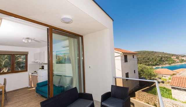 Apartments Villa LA (59731-A1) - Drvenik Veliki