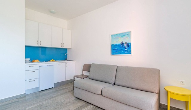 Apartments Villa Lukas - 'No.1' One-Bedroom Apartment with Balcony and Sea View