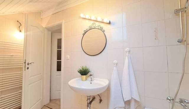 Apartments Villa Mavi - Two Bedroom Apartment Second Floor