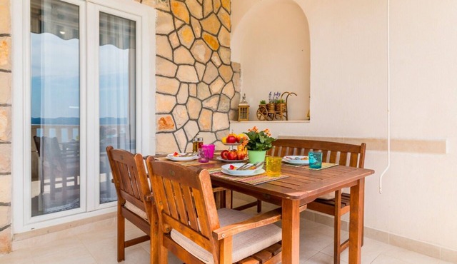 Apartments Villa Smokvina (11248-A1) - Bogomolje