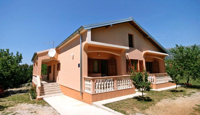 Apartments with parking space Rovanjska, Paklenica - 6209