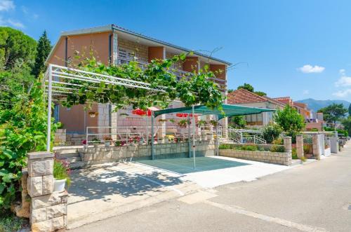 Apartments with parking space Orebic, Peljesac - 12041