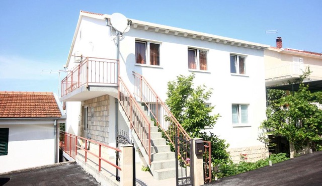 Apartments with parking space Trpanj - Peljesac - 10083