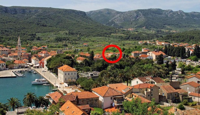 Apartments with parking space Jelsa, Hvar - 8713