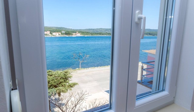 Apartments Zvone1 (108841-A5) - Veli Rat (Dugi otok)