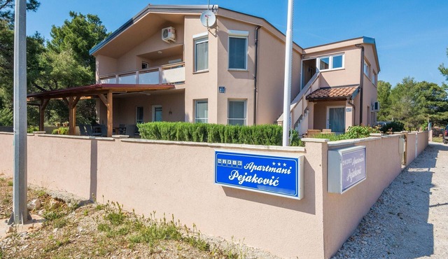 Apartments Zaklina