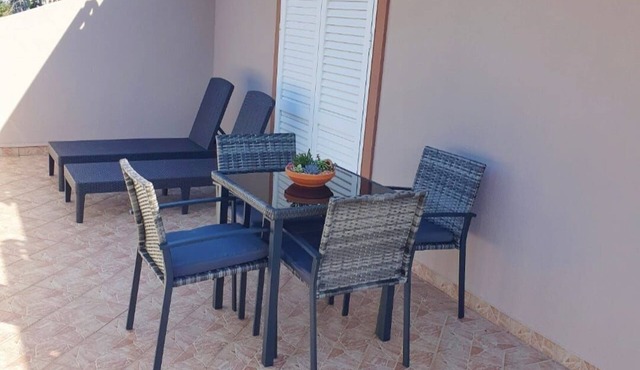 Apartments Zeljka B (94761-A1) - Mundanije