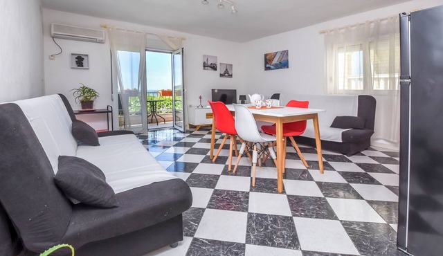 Apartments Zvonko (58411-A1) - Razanj