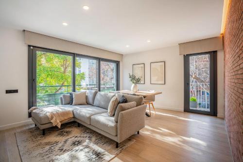 ApartsNouBcn Equador Les Corts