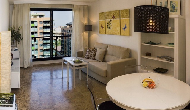 ApartUP Francia Views