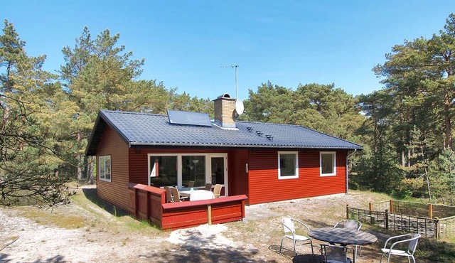 "Apelone" - 300m from the sea by Interhome