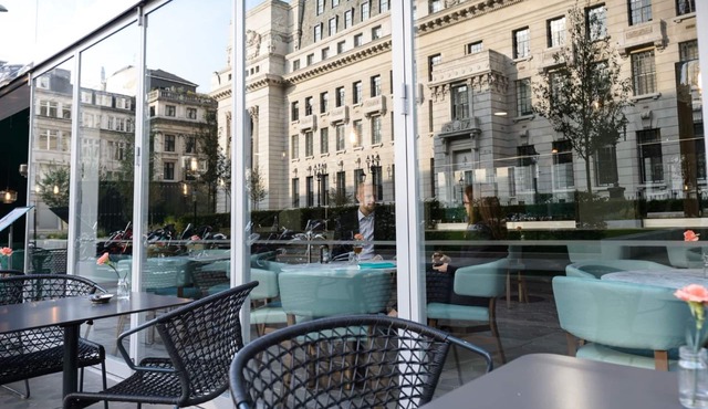 Apex City of London Hotel