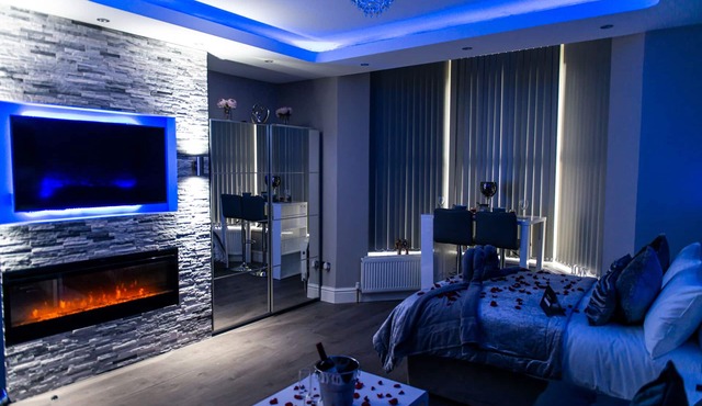 Aphrodite Suites - Deluxe Apartment Suite