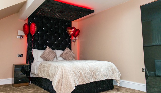 Aphrodite Suites Orizzonte Suite Hot Tub Apartment