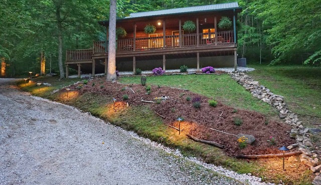 Appalachian Lookout RRG | Hot Tub | Wifi